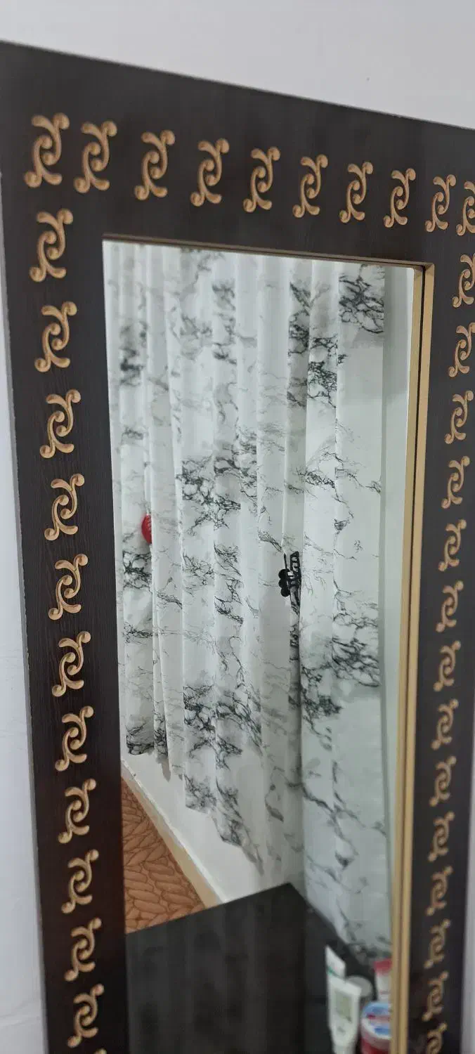 آیینه قدی|آینه|زنجان, |دیوار