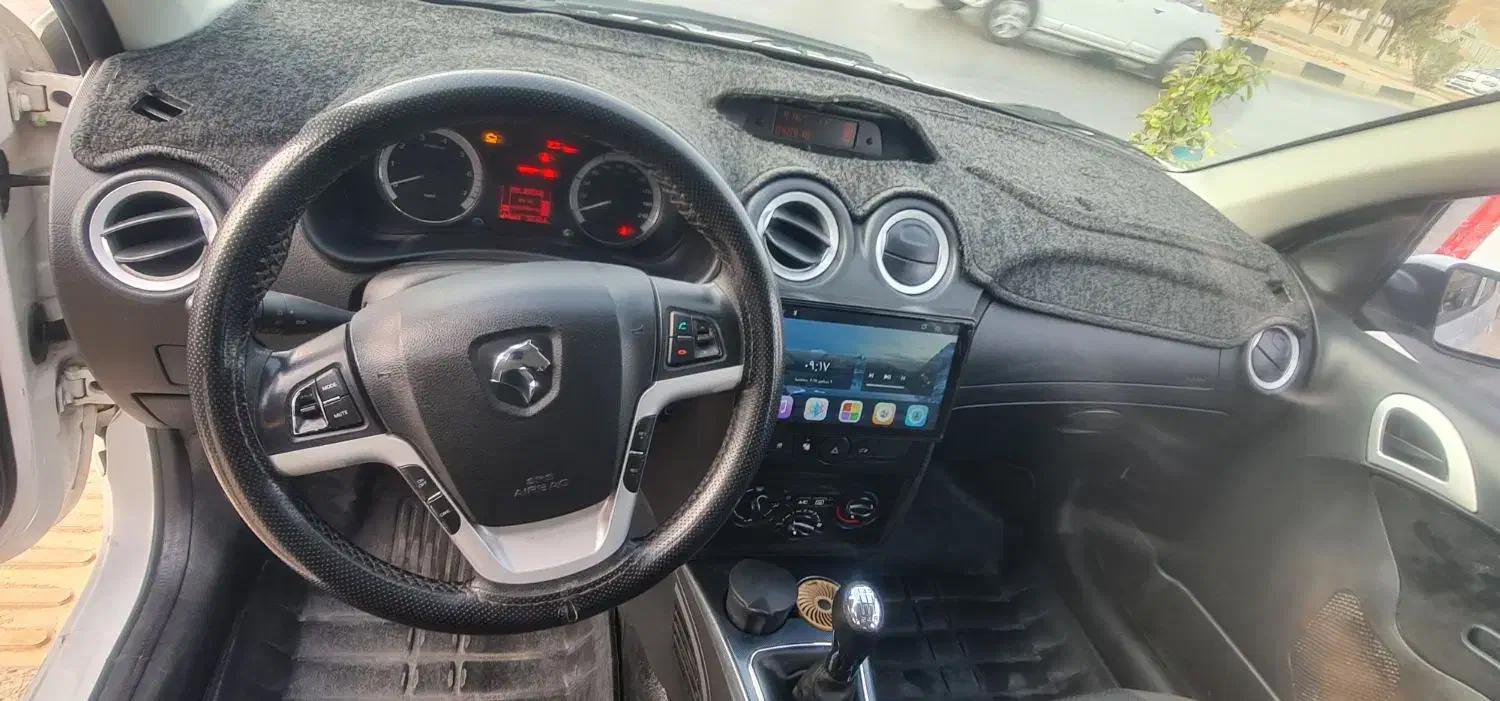 رانا پلاس برج دوازده1400 با مانیتور|خودرو سواری و وانت|شیراز, شهرک فرهنگیان|دیوار