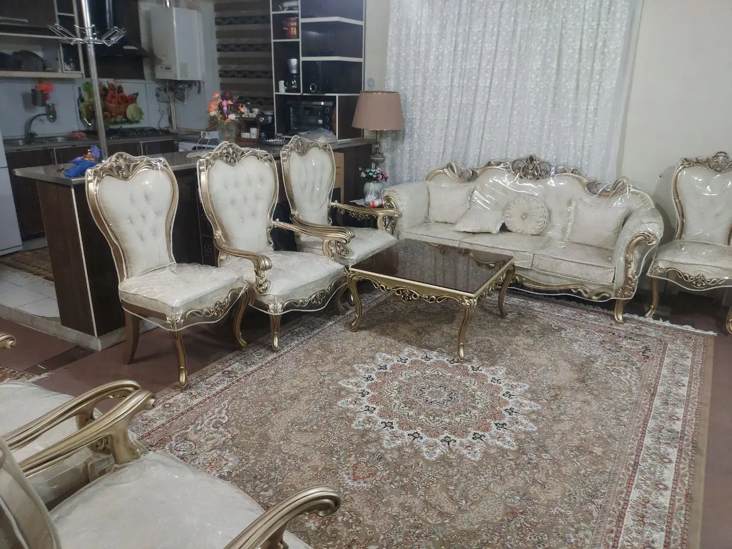 مبل ۹ نفره مدل افسون کاملا نو|مبلمان خانگی و میز عسلی|اراک, |دیوار