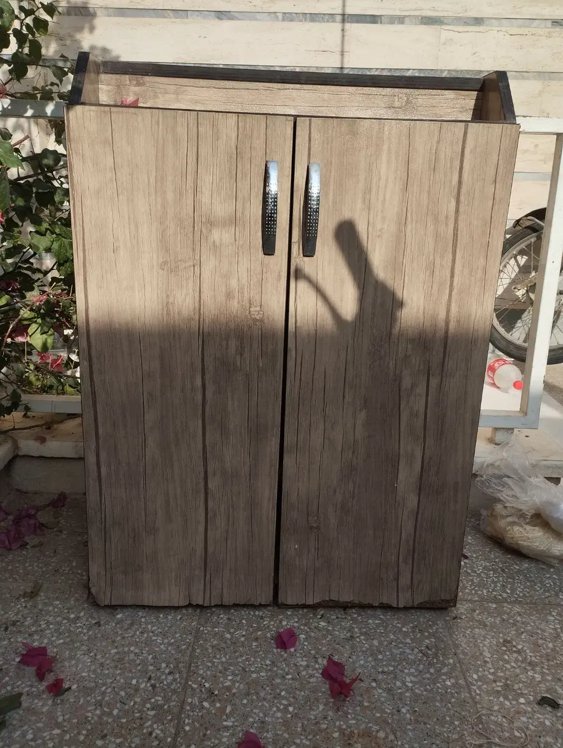 جاکفشی|جاکفشی، کمد، دراور|قم, دروازه ری|دیوار