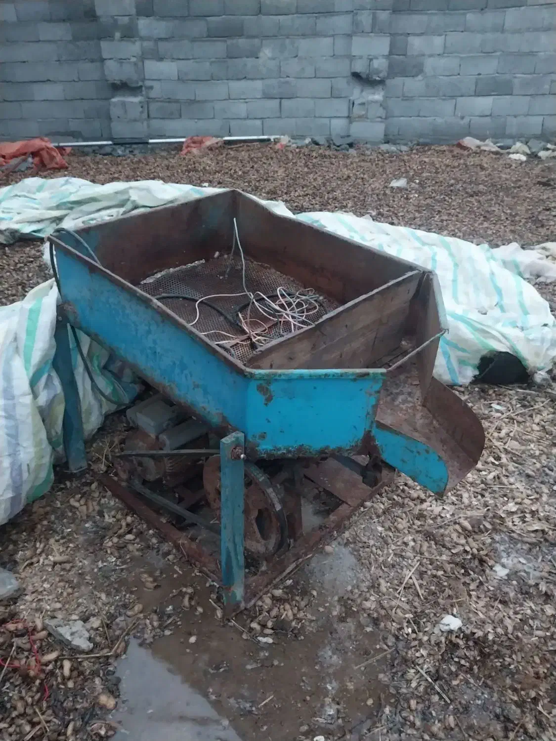 غلاف شکن|فروشگاه و مغازه|پارس‌آباد, |دیوار