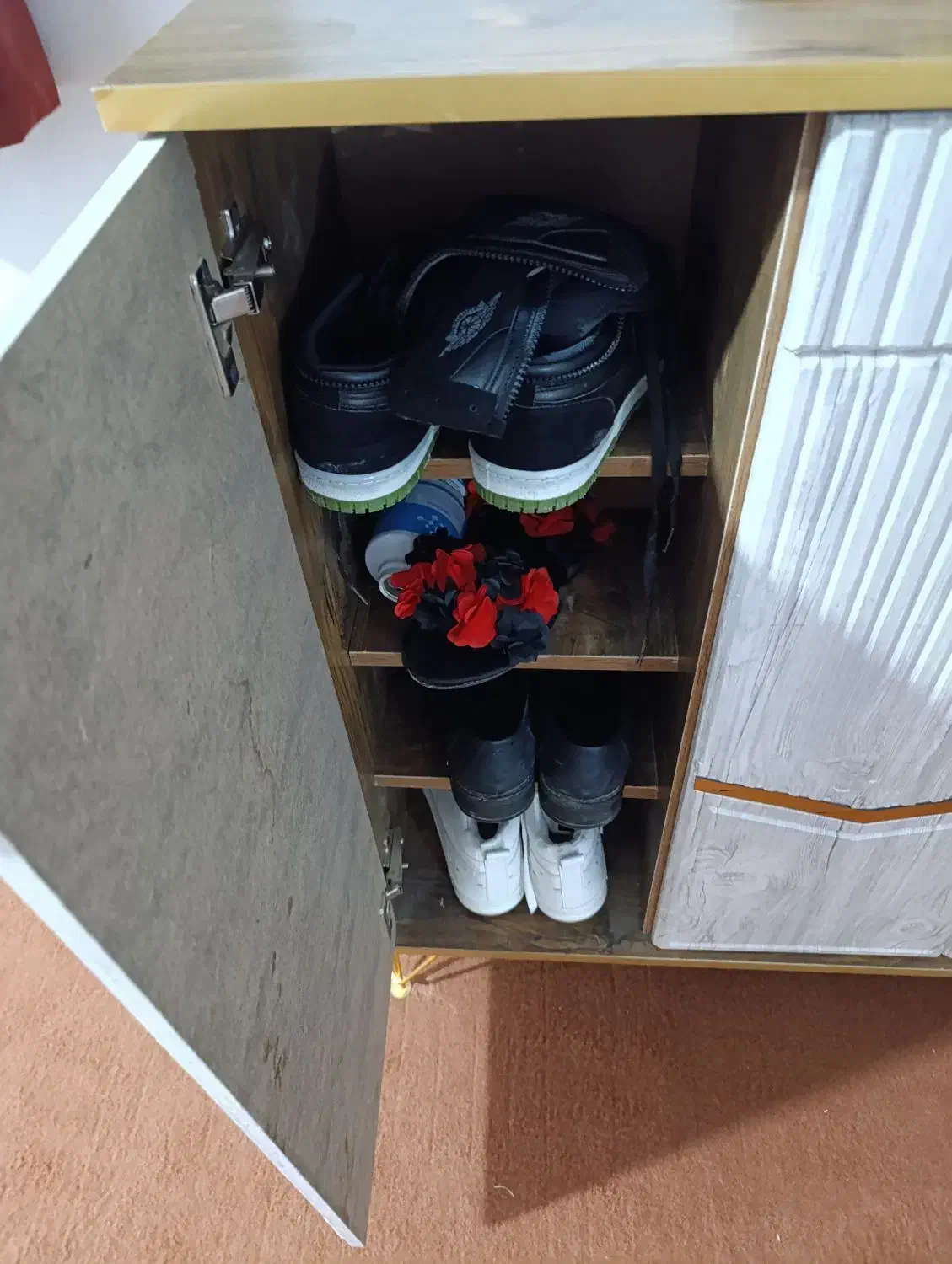 آیینه|آینه|زاهدان, |دیوار