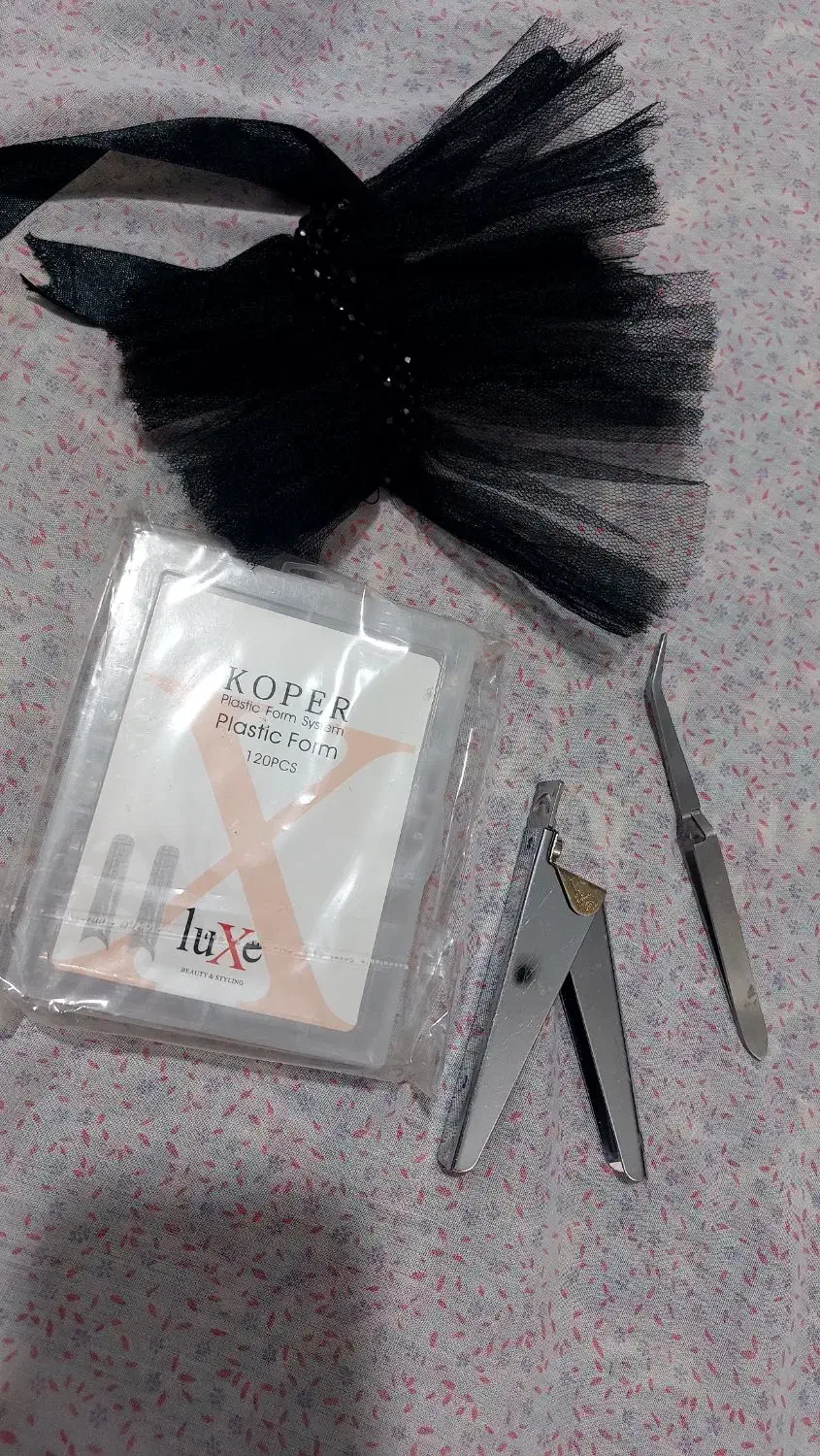 لوازم کاشت ناخن|آرایشی، بهداشتی، درمانی|بروجرد, |دیوار