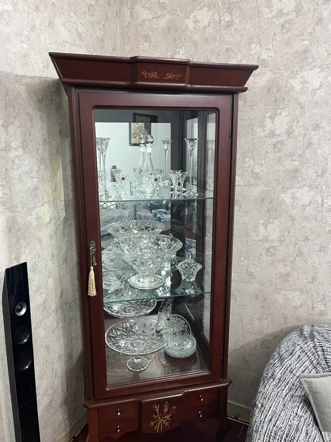 بوفه معرق کاری شده ظریف وشیک|بوفه، ویترین، کنسول|تهران, جوادیه تهرانپارس|دیوار