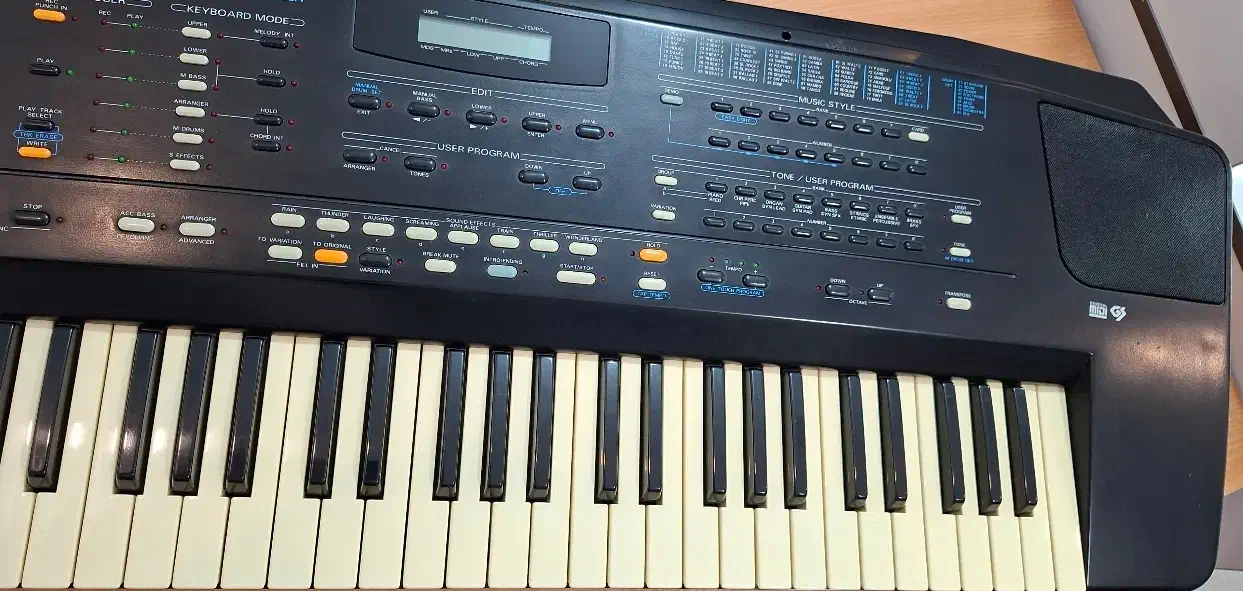 Roland E56|پیانو، کیبورد، آکاردئون|مبارکه, |دیوار