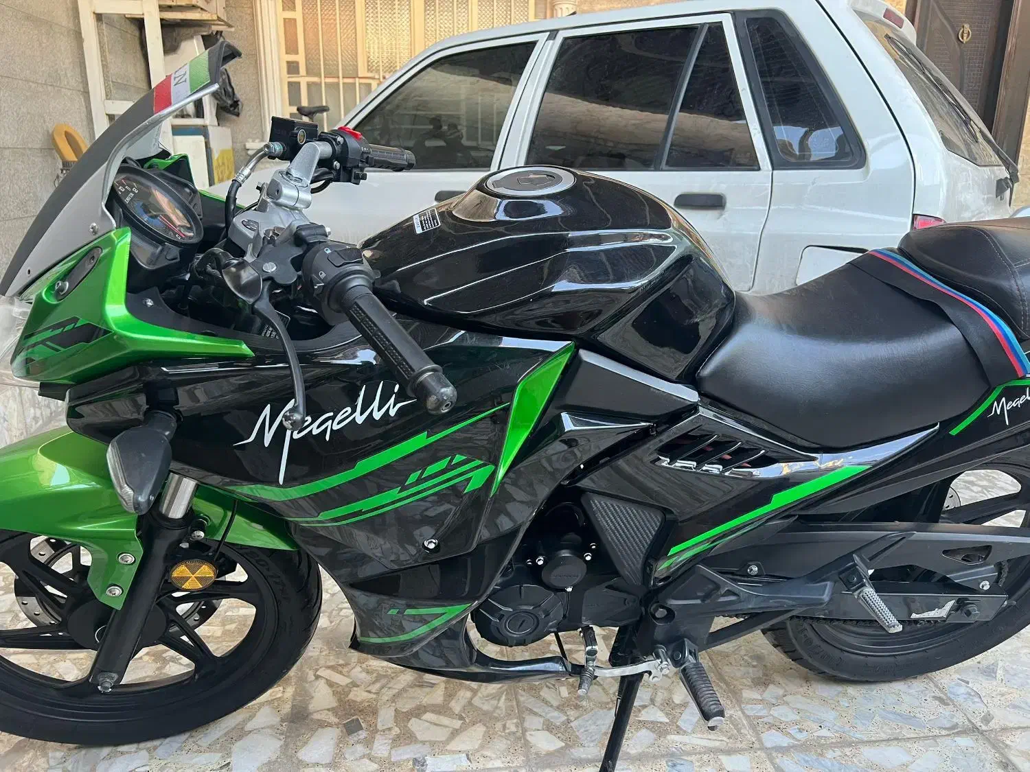 مگلی ۲۰۰ خشک|موتورسیکلت|اهواز, کمپلو شمالی|دیوار