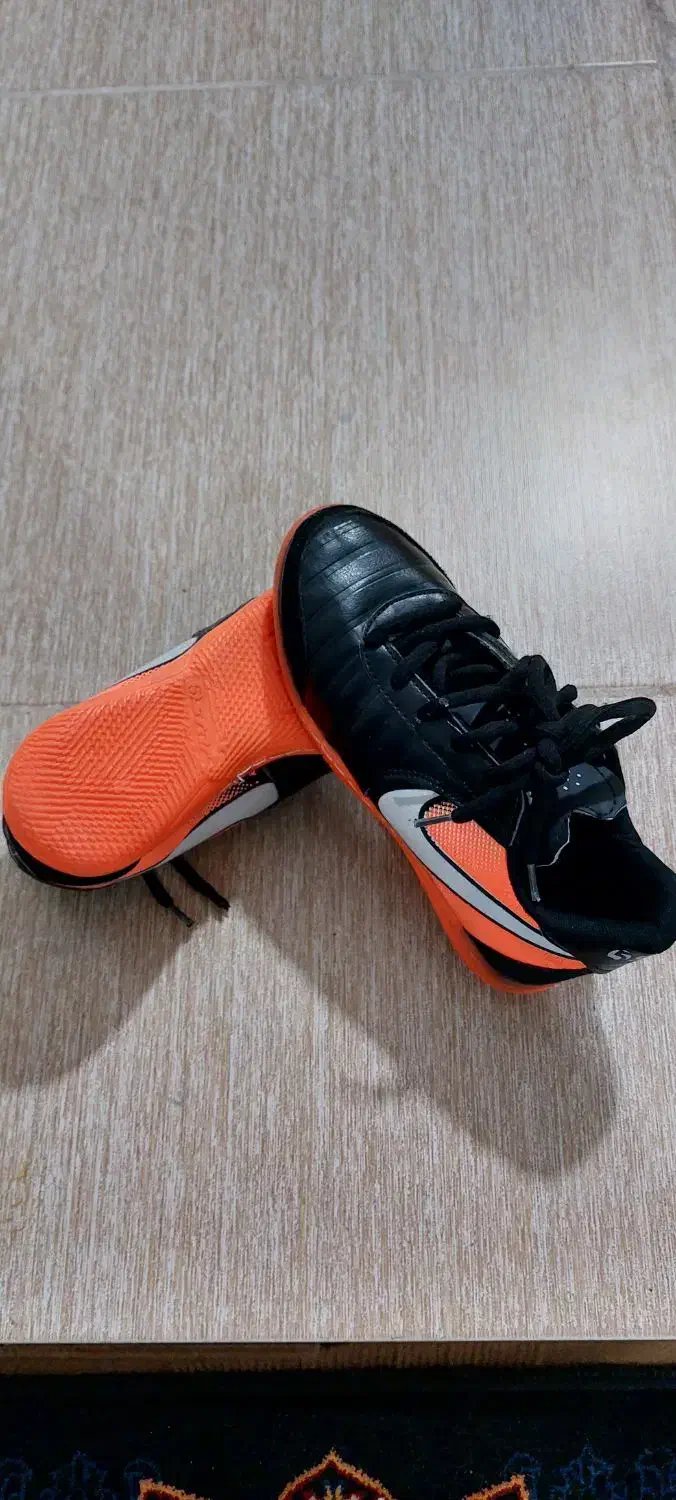 کفش ورزشی سالن|تجهیزات ورزشی|نورآباد, |دیوار