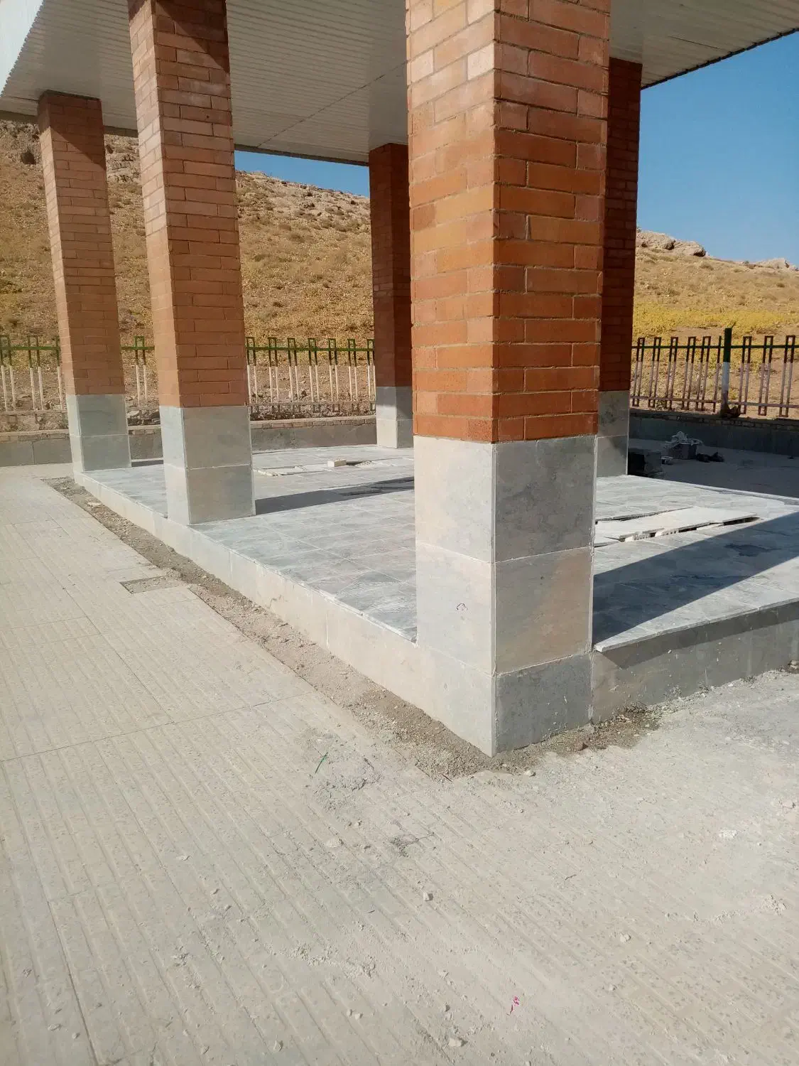 سلام. طرح واجرای نمای ساختمان اجرنما وسنگ|خدمات پیشه و مهارت|شهرکرد, |دیوار