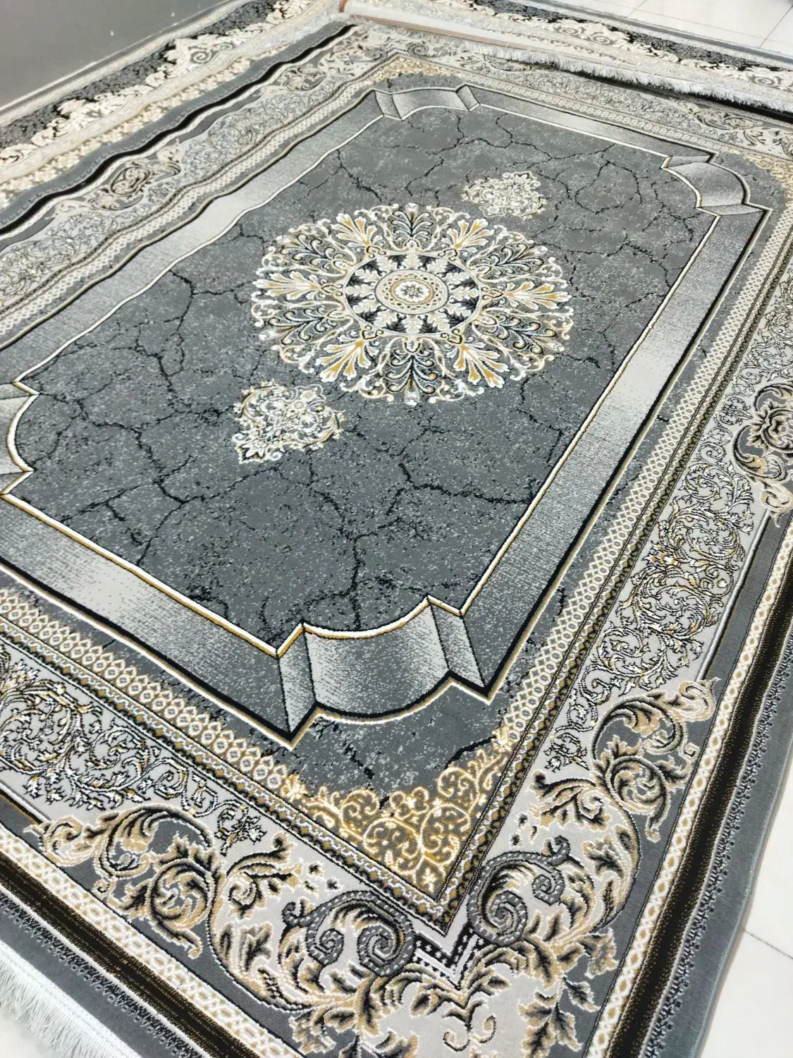 گالری فرش فرشته|فرش|گرگان, |دیوار