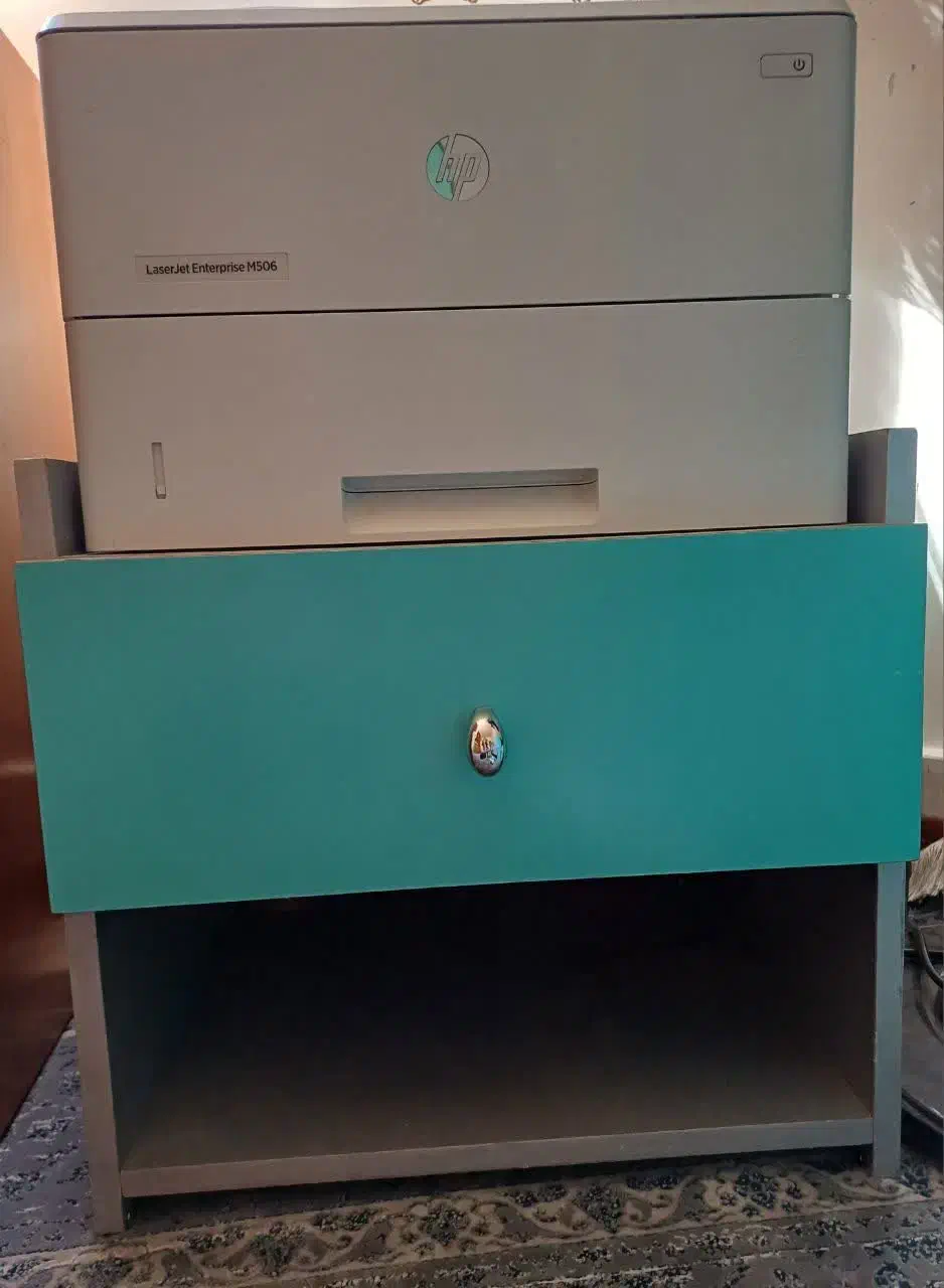 سرویس اتاق کودک و نوجوان|تخت و سرویس خواب|اصفهان, کوی ولی عصر|دیوار