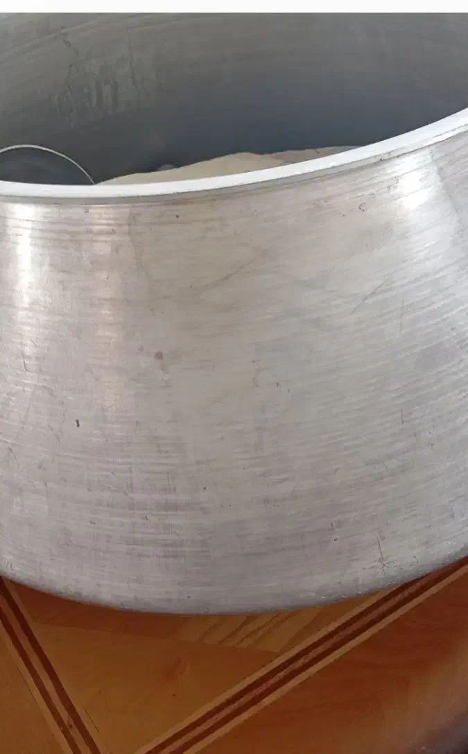 دیگ بزرگ برای آشپزخانه ها و|ظروف پخت‌وپز|فسا, |دیوار