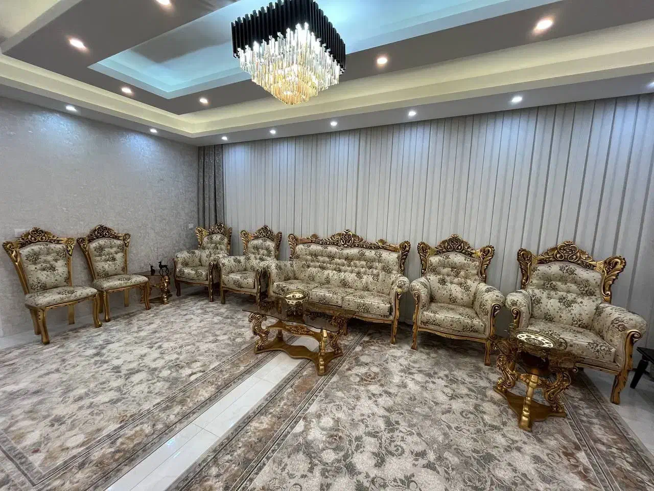 مبل|مبلمان خانگی و میز عسلی|هریس, |دیوار