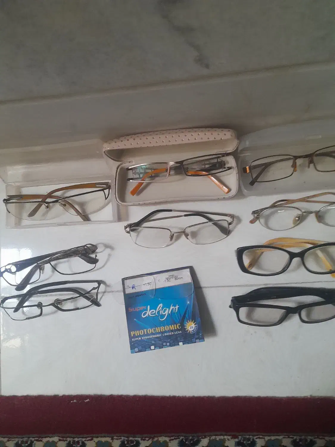 تعدادی عینک اسپرت|زیورآلات و اکسسوری|قم, هفت تیر|دیوار