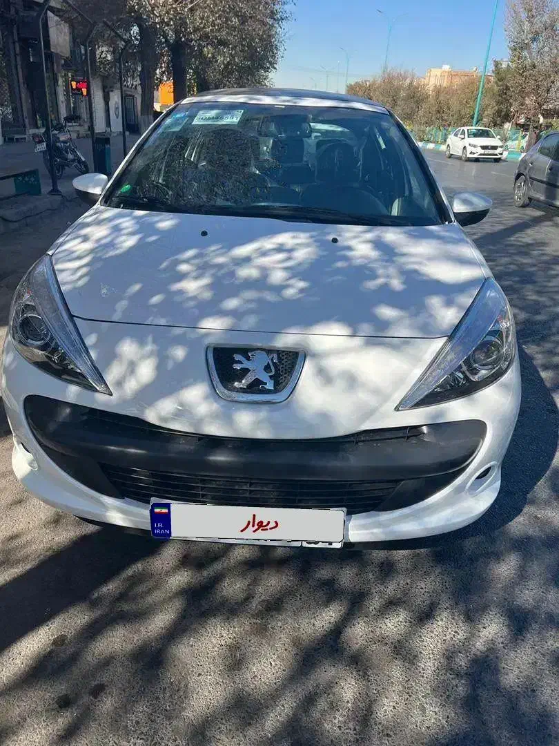 پژو 207 مدل 1404 اتوماتیک پانا TU5p|خودرو سواری و وانت|یزد, |دیوار