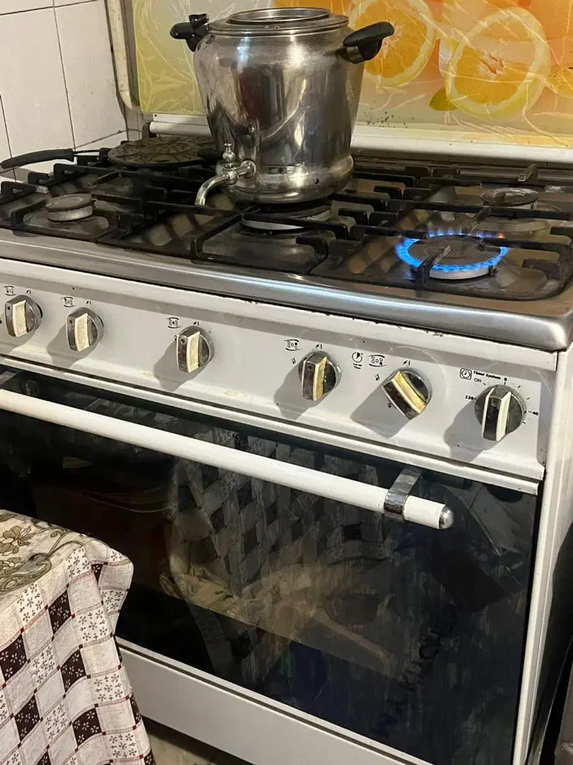 گاز ۵شعله طرح فر|اجاق گاز و لوازم برقی پخت‌وپز|مشکین‌دشت, |دیوار