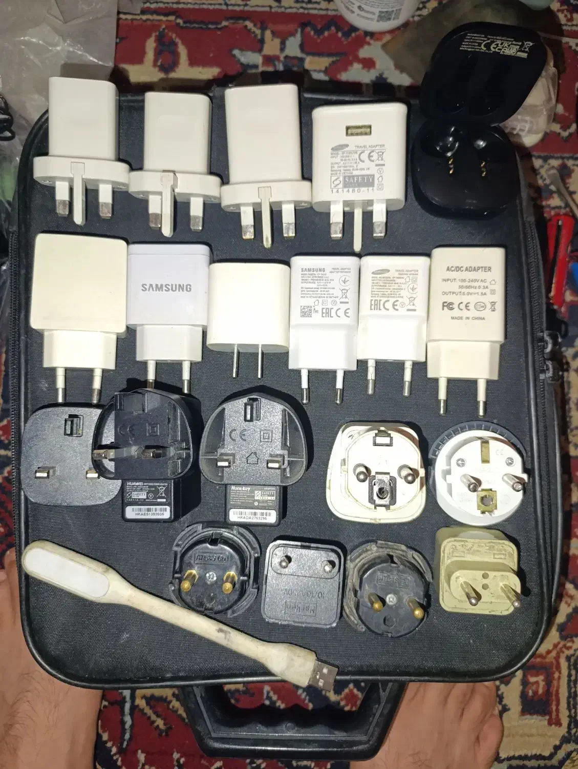 تعدادی کلگی شارژر گوشی اندروید وساده|لوازم جانبی موبایل و تبلت|کرج, شهرک بنفشه|دیوار