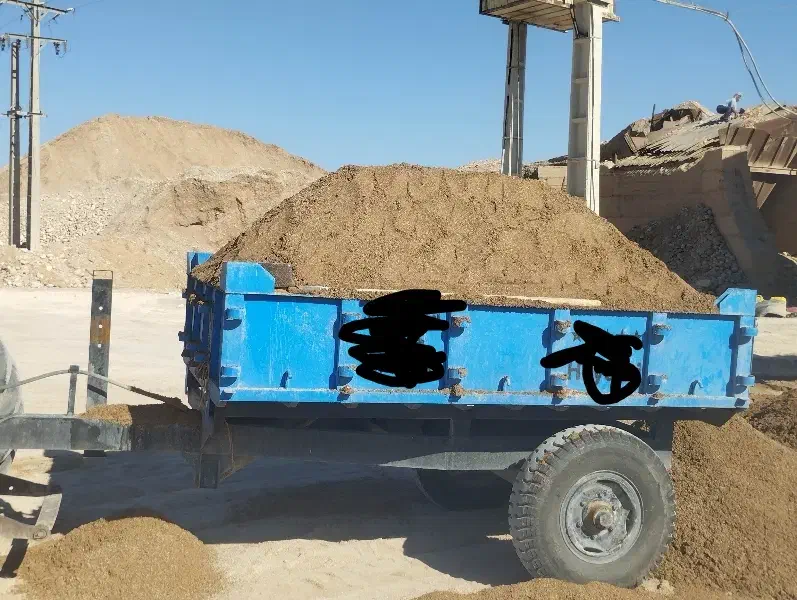حمل شن ماسه سنگ پوکه نخاله با تراکتور|خدمات حمل و نقل|اندیمشک, |دیوار