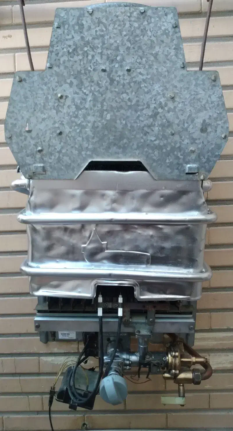 آبگرمکن بوتان ۳۲۱۵ بدون شمعک|آبگرمکن، پکیج، شوفاژ|اندیمشک, |دیوار