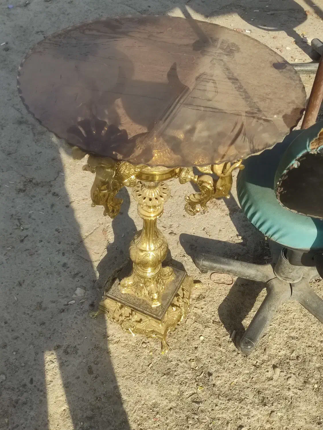 میز برنجی برنز سنگین ۲۰ کیلویی|صنایع دستی و سایر لوازم تزئینی|اسلامشهر, مسکن مهر اسلاشهر (شهرک امام خمینی)|دیوار