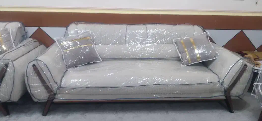 دوخت انواع کاور سلفونی مبل راحتی و سلطنتی|مبلمان خانگی و میز عسلی|اردکان, |دیوار