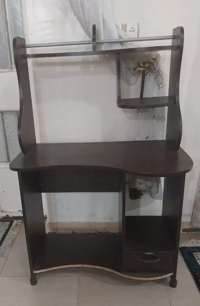 میزتحریر|میز تحریر و کامپیوتر|اهواز, پادادشهر|دیوار