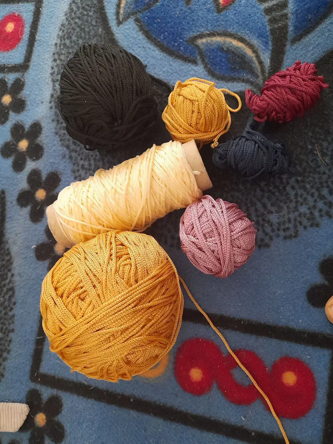 کاموا|لوازم خیاطی و بافتنی|زرند, |دیوار