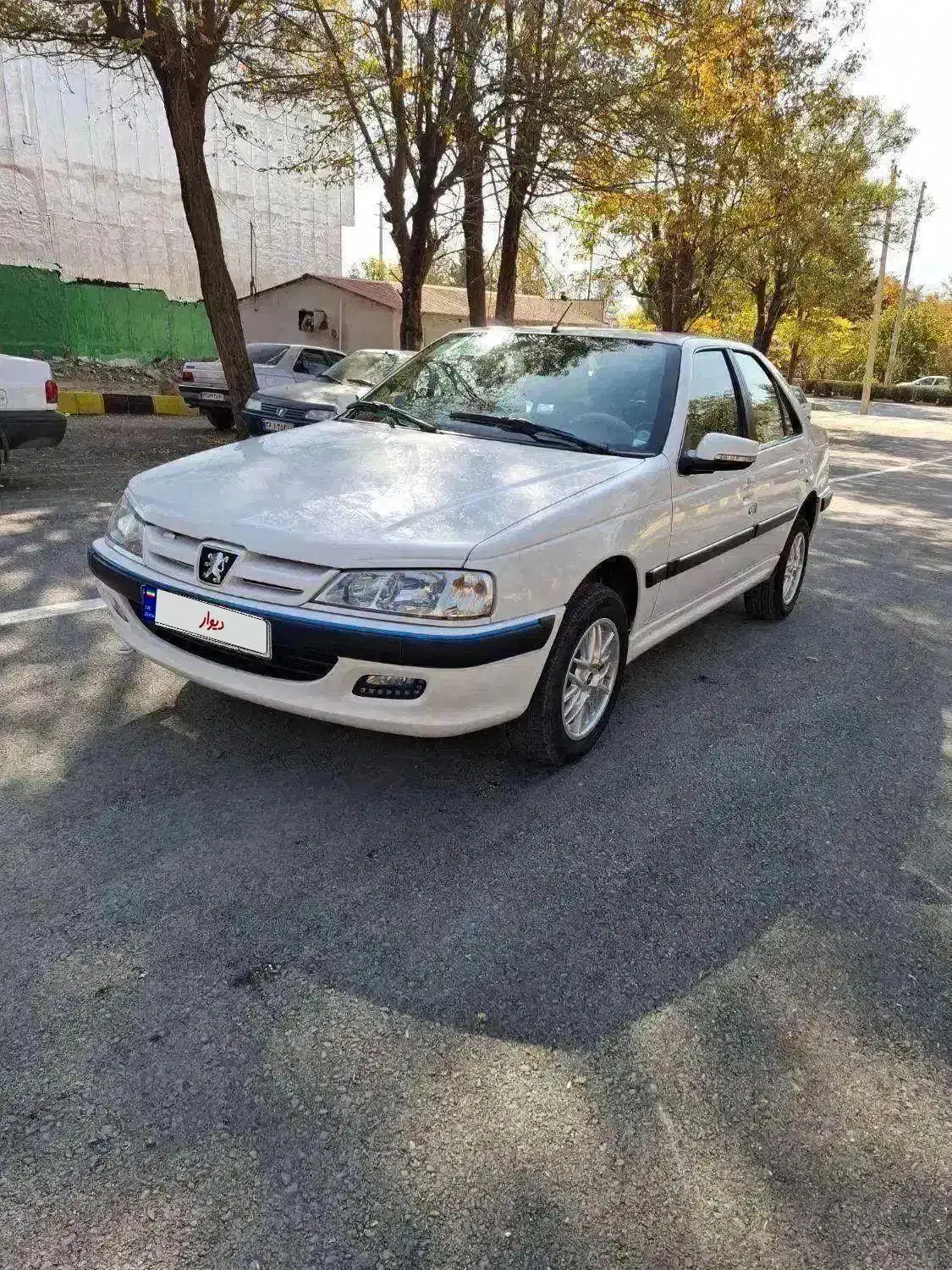 پژوپارس xup7pدریچه سیمی۴۰۲درحدباوسایل|خودرو سواری و وانت|مریوان, |دیوار