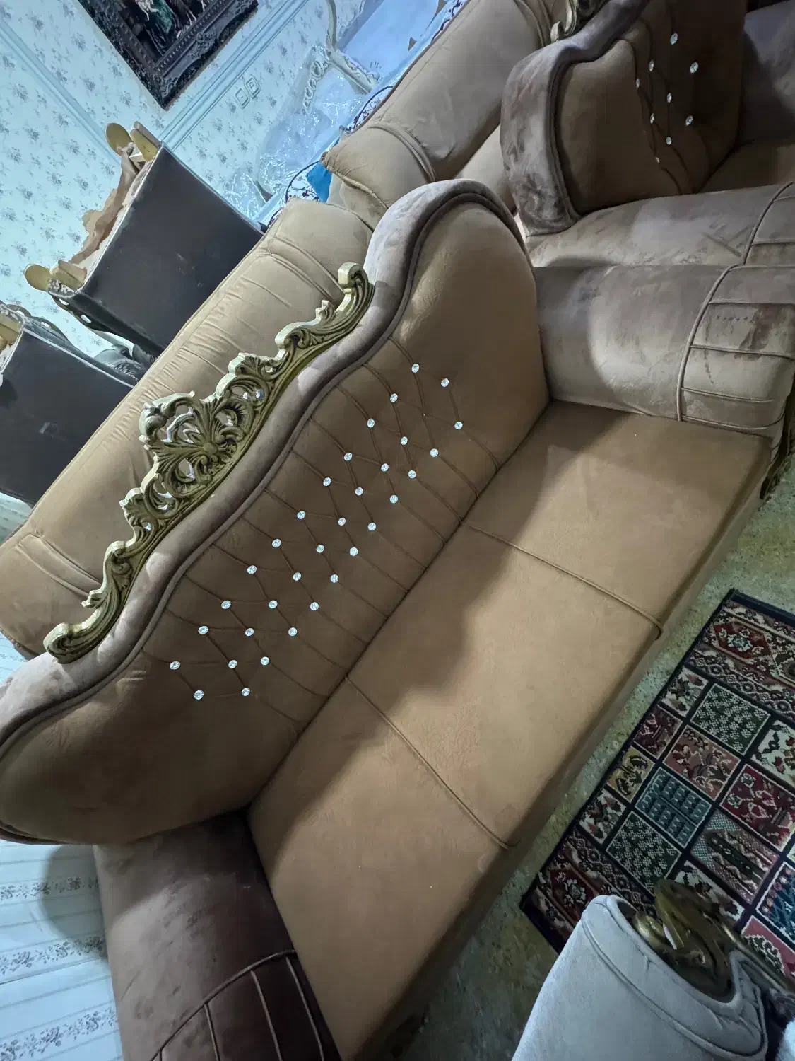 مبل قهوه ای سلطنتی|مبلمان خانگی و میز عسلی|بندرعباس, |دیوار