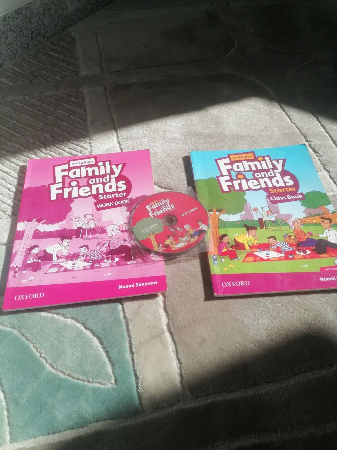 کتاب family and friends|کتاب و مجله آموزشی|بهشهر, |دیوار