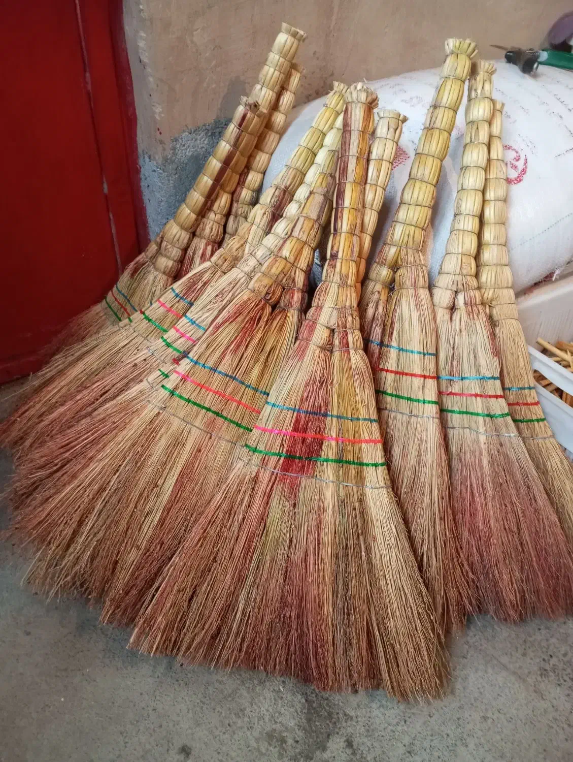 jarokeshavarzi|لوازم نظافت|خنداب, |دیوار