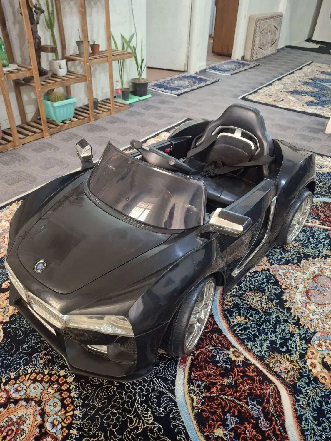 ماشین شارژی نونو بدون خط و خش بدون شکستگی سالم|اسباب‌بازی بچه|نظرآباد, رسالت|دیوار