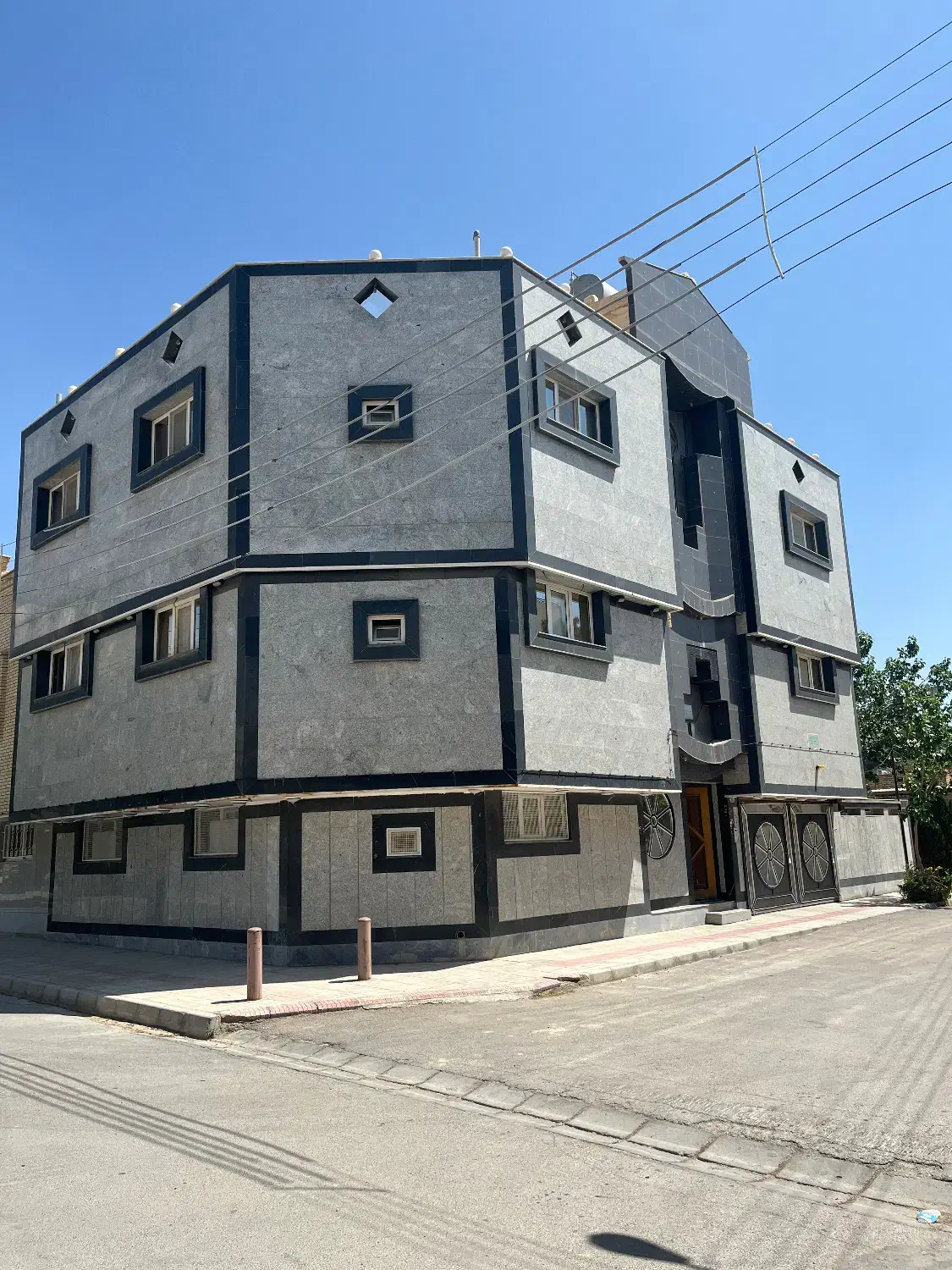 ۱۶۰متر،تک واحد،سه خواب|فروش آپارتمان|اصفهان, ارغوانیه|دیوار