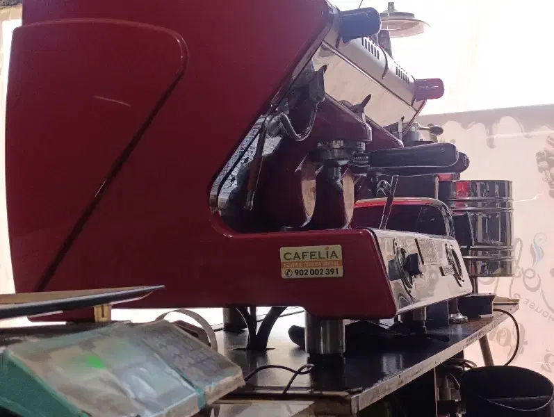 استخدام نیروی کار ساده در قهوه فروشی|استخدام خدمات فروشگاه و رستوران|ابریشم, |دیوار