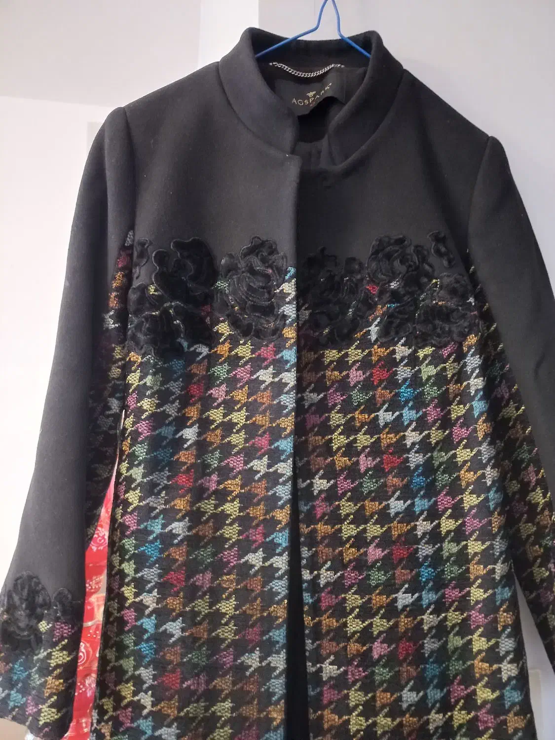 پالتو|لباس|اردبیل, |دیوار