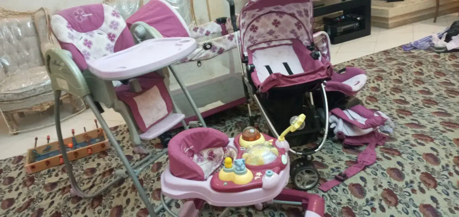 کالسکه،تخت پارک ،کرییر،صندلی موزیکال غذاهمراه بانا|کالسکه و لوازم جانبی|مشهد, احمدآباد|دیوار