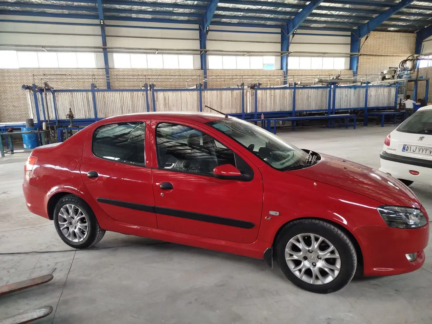 رانا 95 قرمز|خودرو سواری و وانت|زاویه, |دیوار