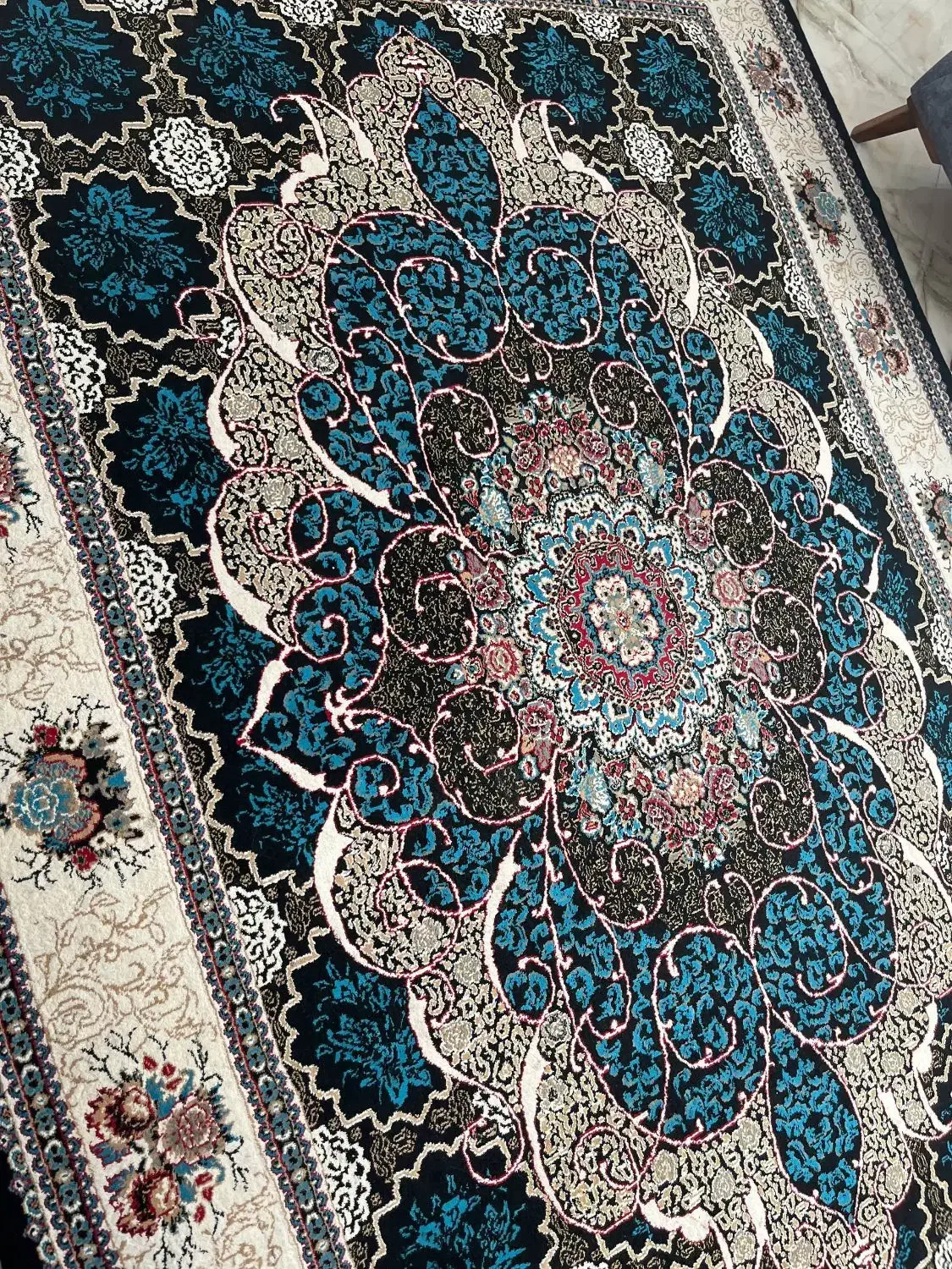 فرش ۹ متری دستبافت مشهد|فرش|قائم‌شهر, |دیوار