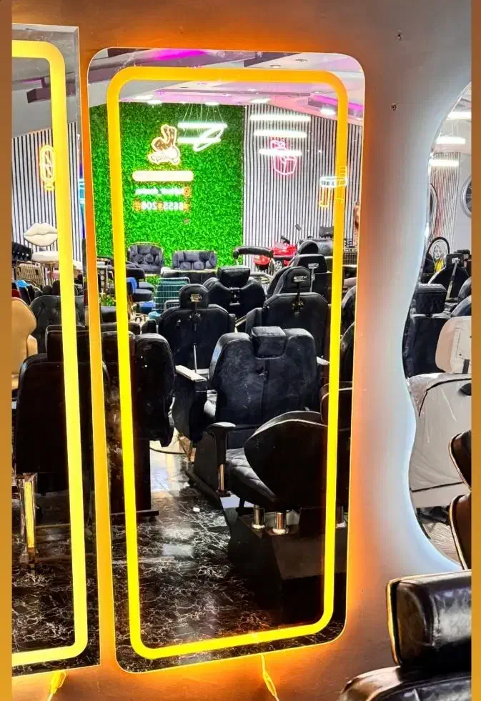 آینه آرایشگاه قدی|آرایشگاه و سالن‌های زیبایی|کرمانشاه, |دیوار