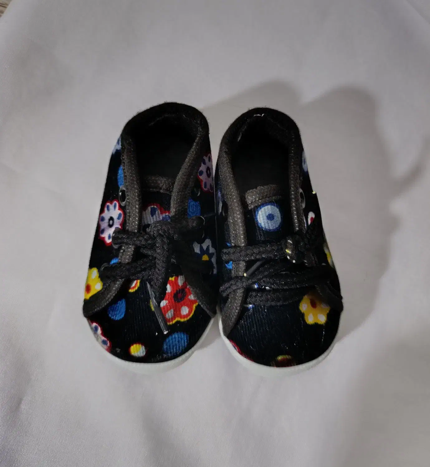 کفش بچه|کفش و لباس بچه|کرمانشاه, |دیوار