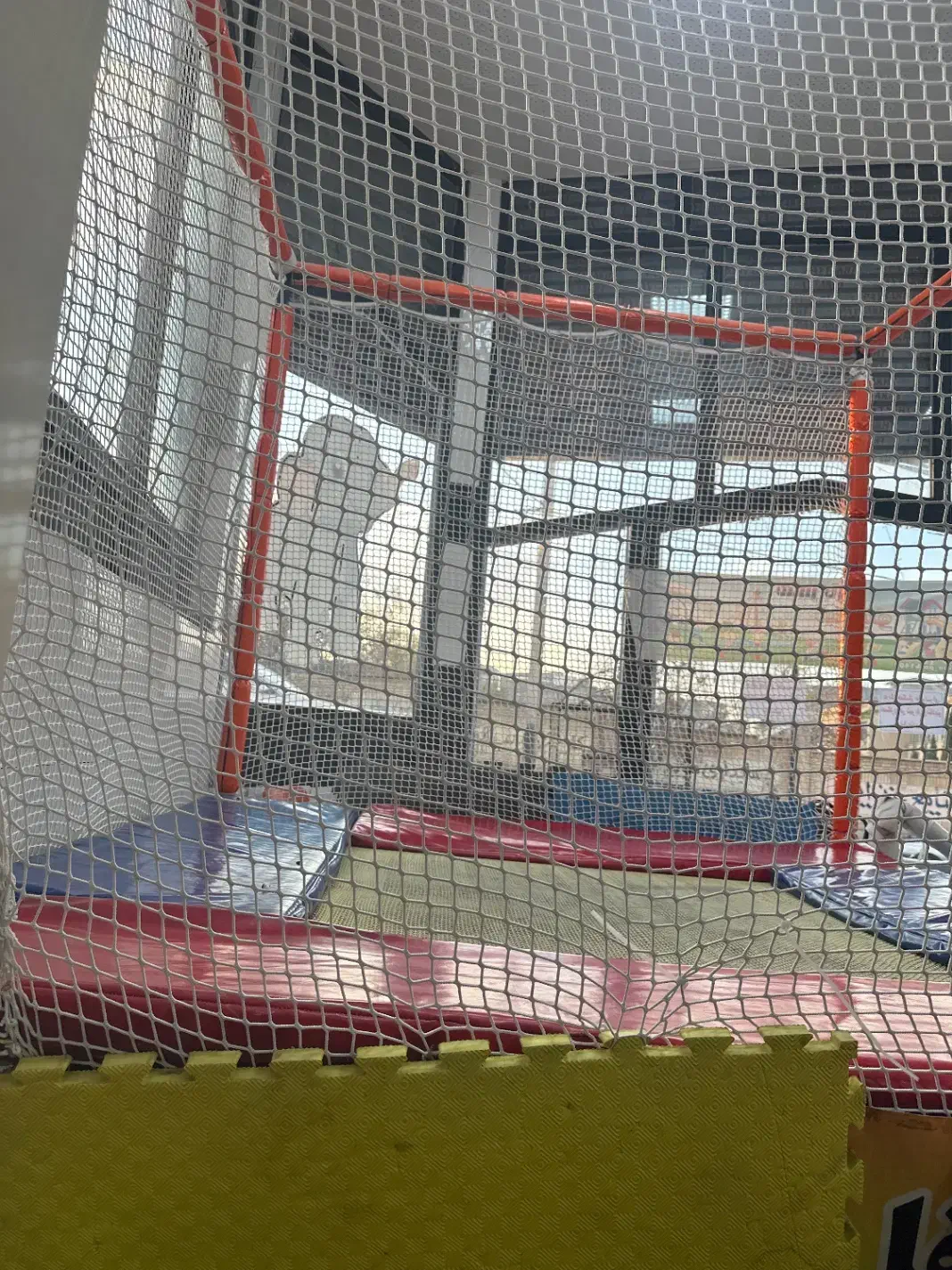 اجاره  و فروش مغازه در پاساژ آریس|اجارهٔ مغازه و غرفه|مشگین شهر, |دیوار