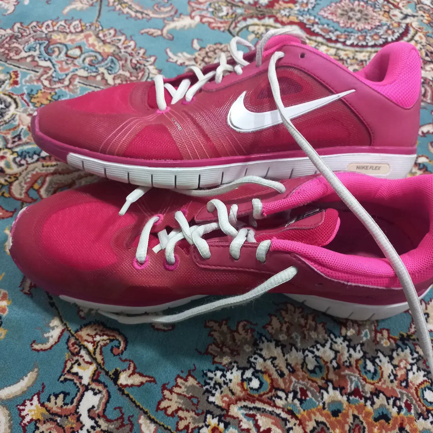 کفش/کتان/نایک/اصلی|کیف، کفش، کمربند|همدان, |دیوار