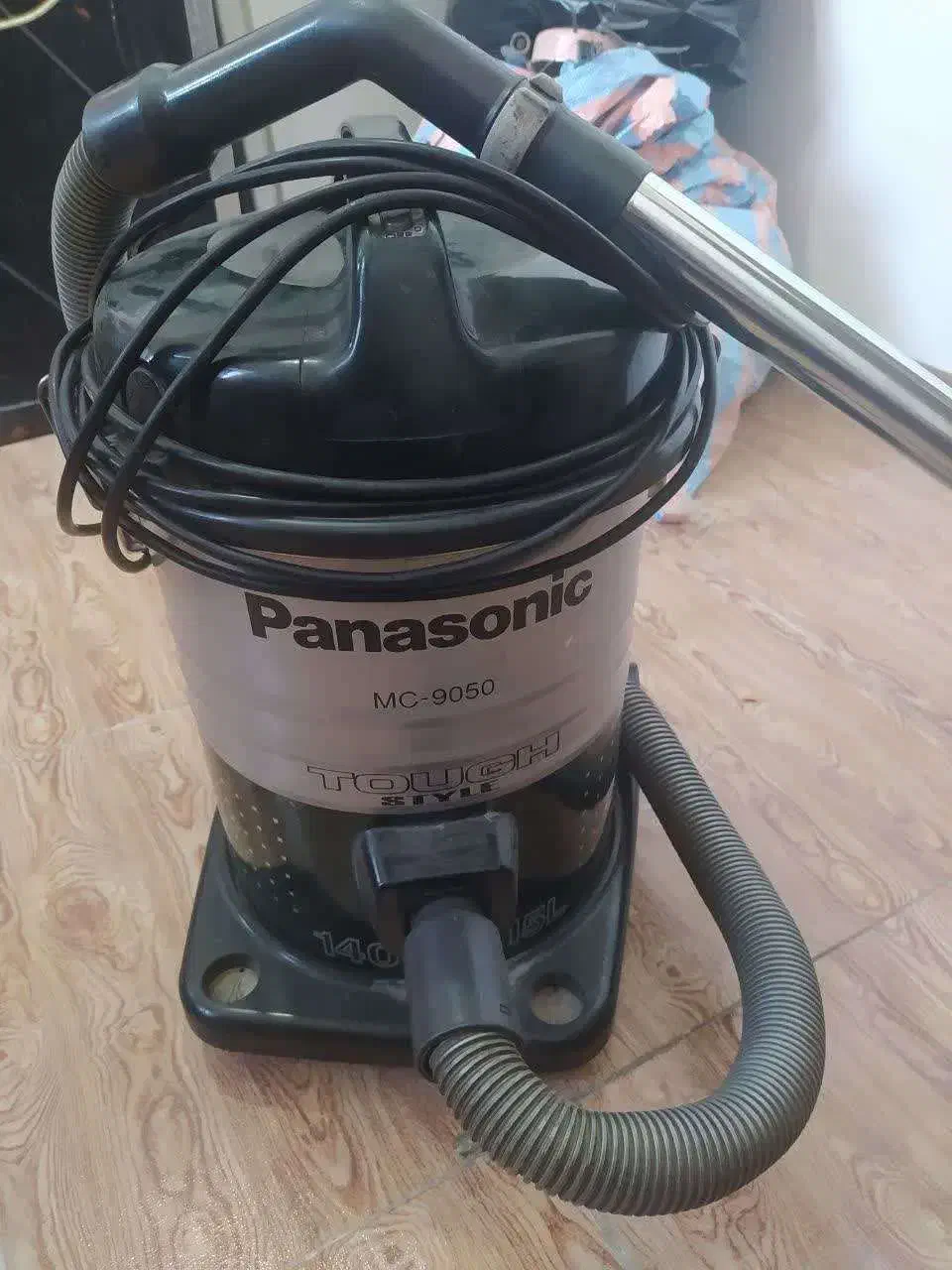 حراج وسایل منزل شامل فرش، یخچال، جاروبرقی و غیره|فرش|شیراز, دارالرحمه|دیوار