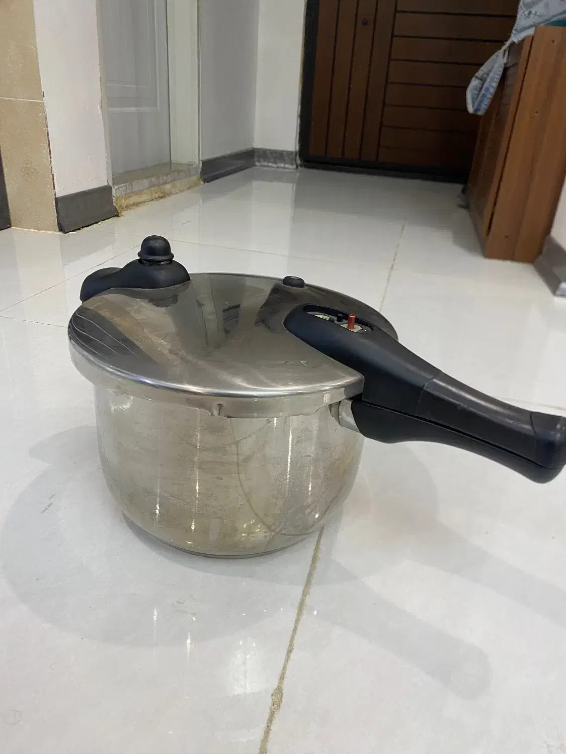 زودپز|ظروف پخت‌وپز|گرگان, |دیوار