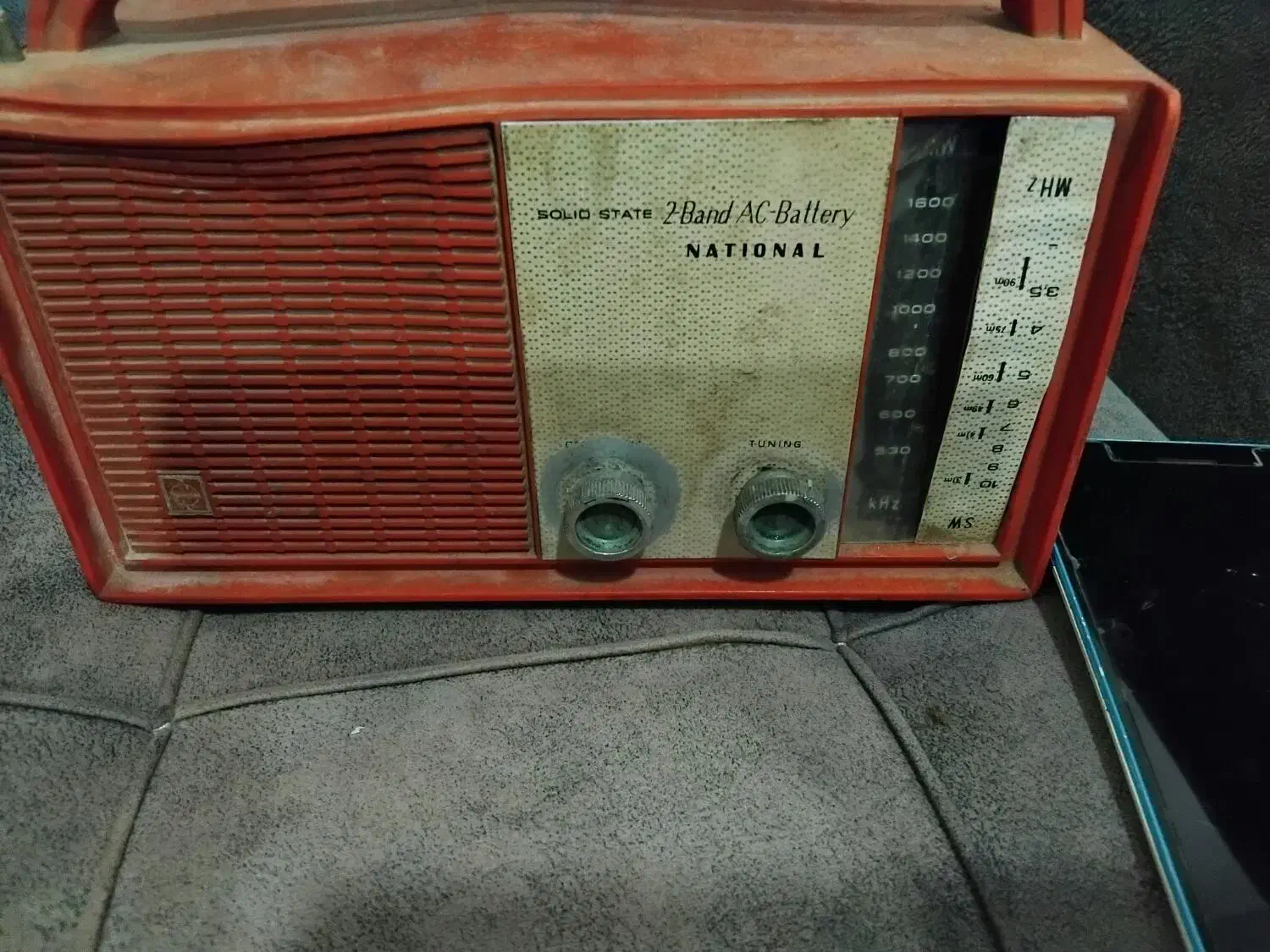 رادیوقدیمی|کلکسیون اشیاء عتیقه|مشهد, شهید شهریاری|دیوار