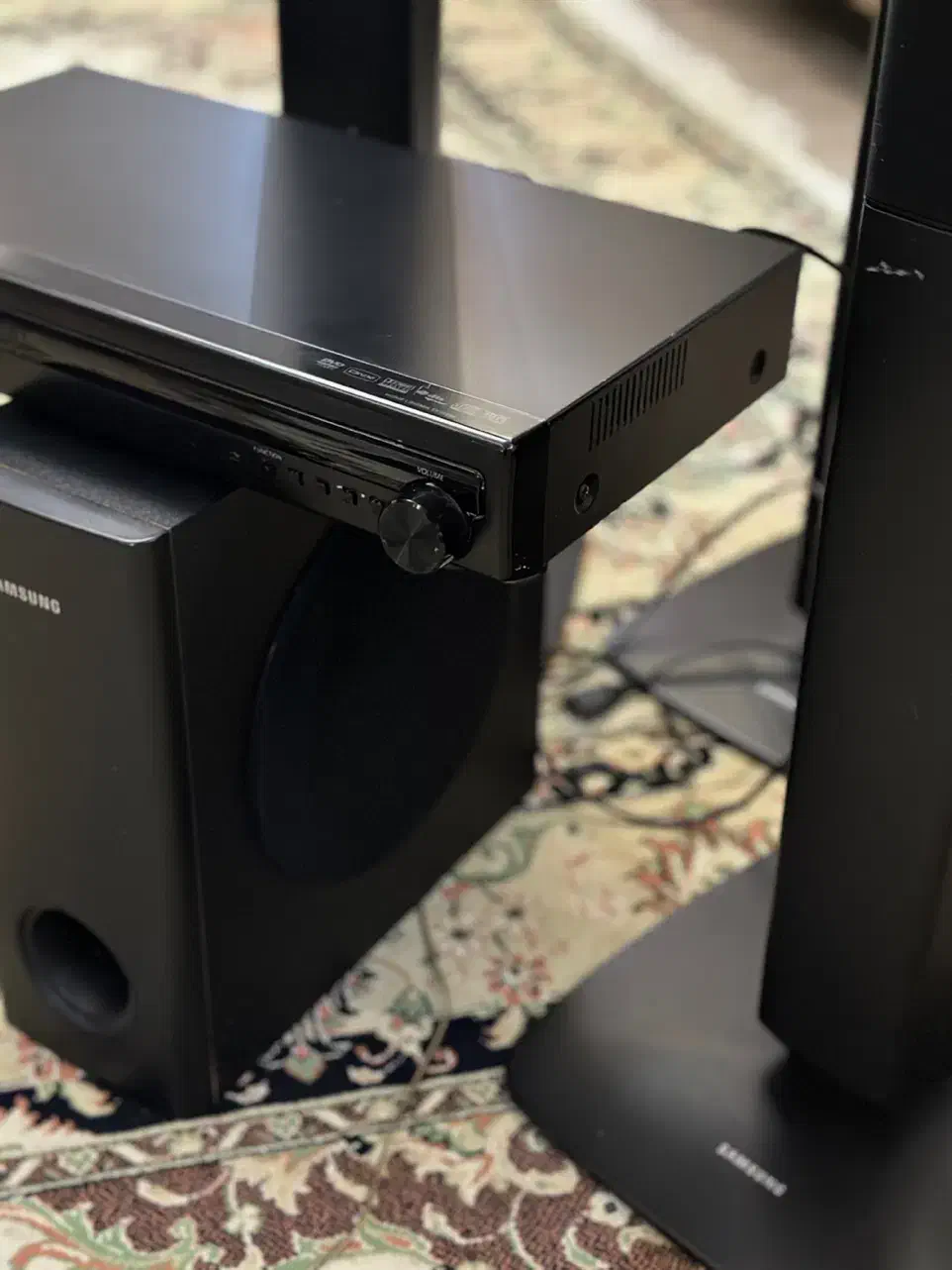 ست DVD و اسپیکر سامسونگ اورجینال|سیستم صوتی خانگی|آستارا, |دیوار