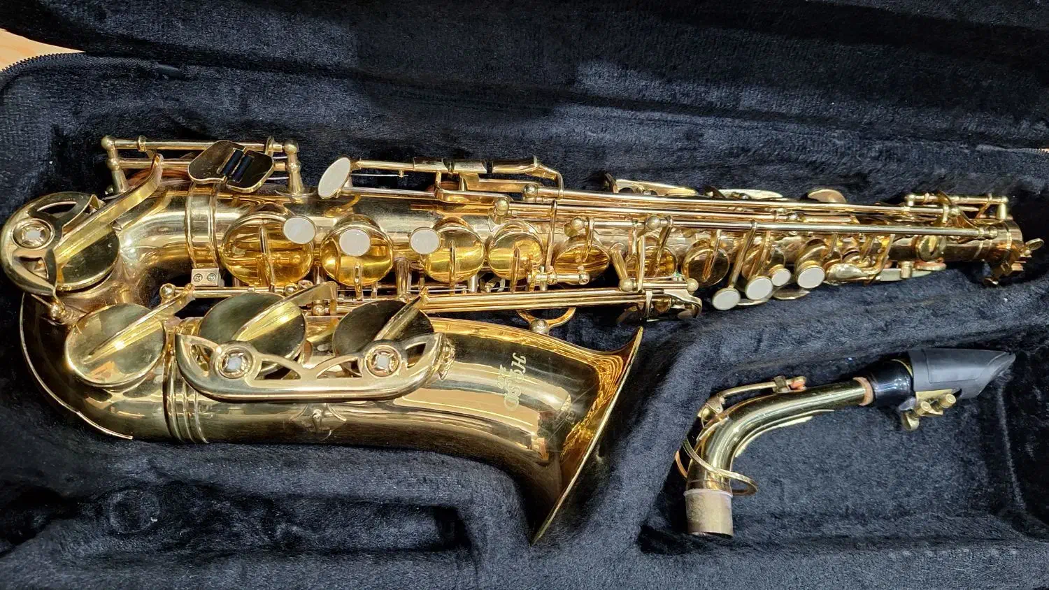 ساکسیفون آلتو HRSD|سازهای بادی|ارومیه, |دیوار