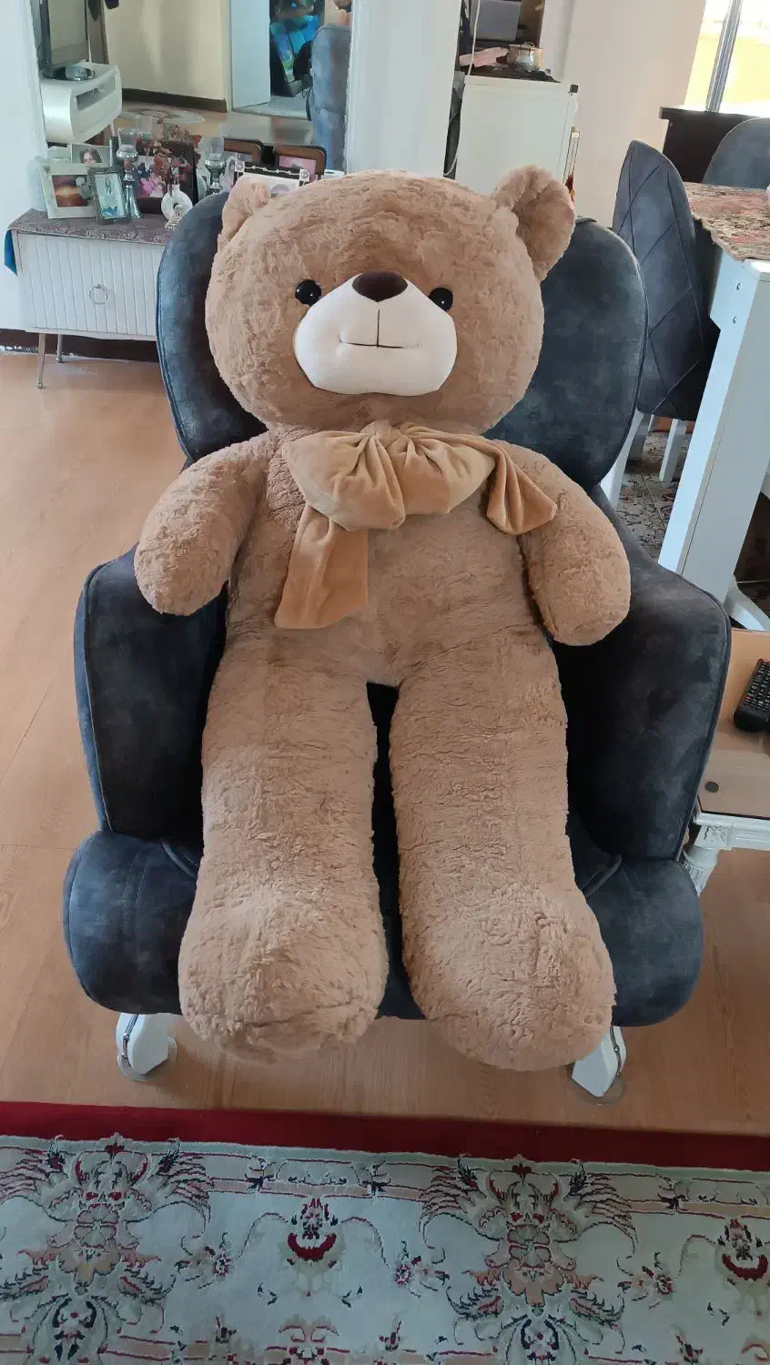 عروسک شاسقین بزرگ کاملا تمیز و سالم و خوشرنگ|اسباب و اثاث بچه|تهران, شادمان|دیوار