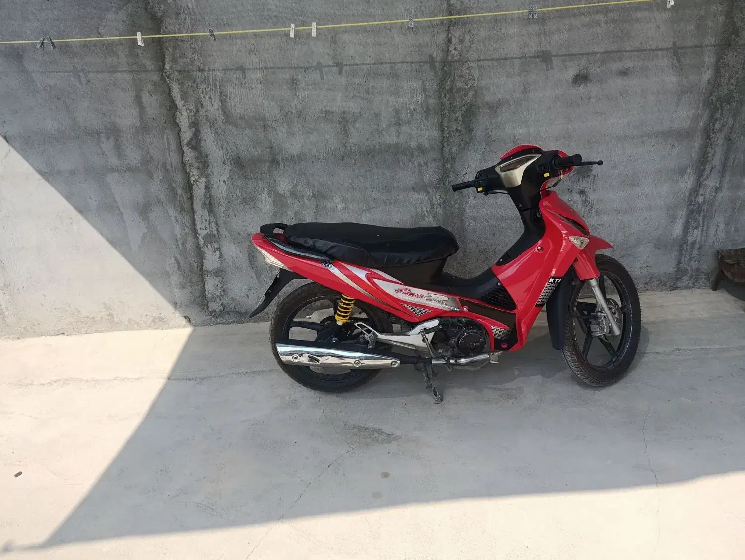 ویو 125پیشرو|موتورسیکلت|میناب, |دیوار