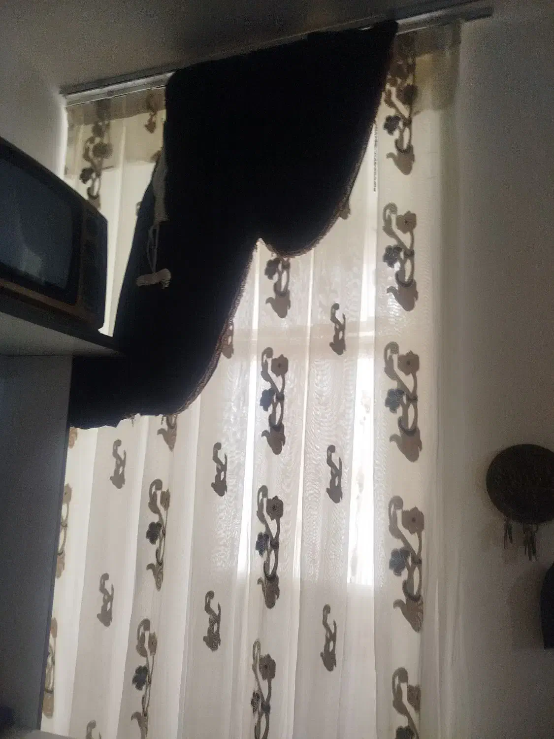 پرده پذیرایی|پرده، رانر، رومیزی|زیرکوه, |دیوار