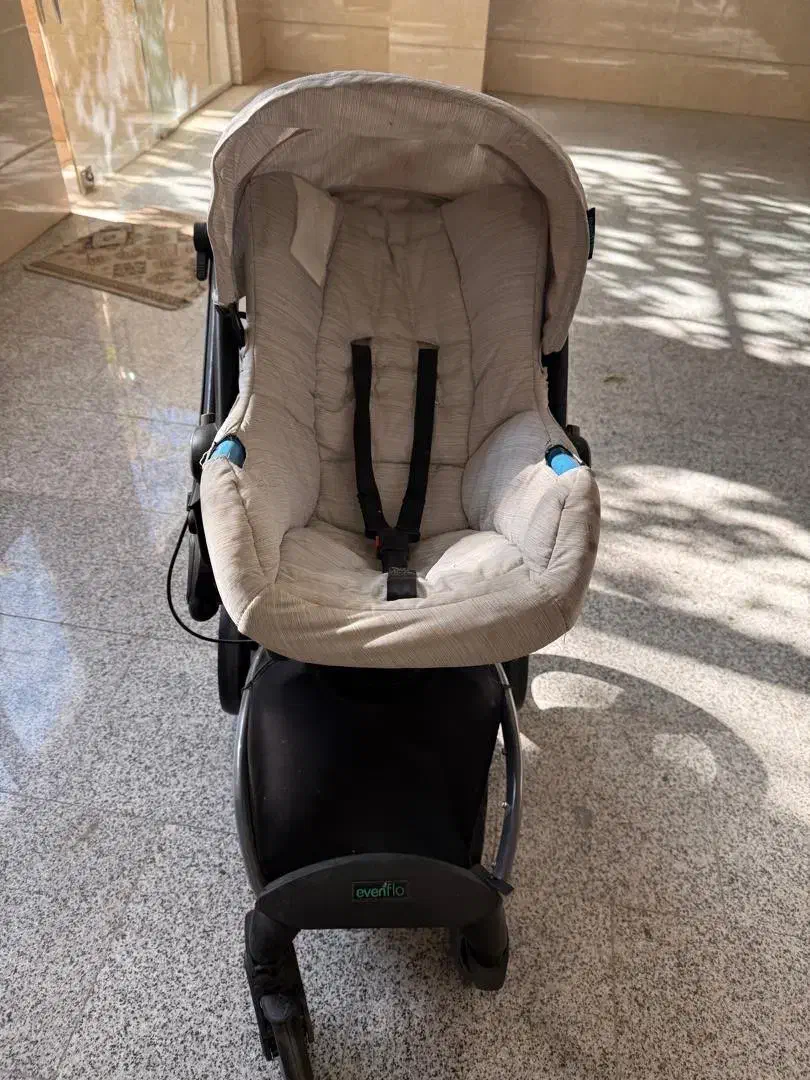 کالسکه وکریر درحدنو|کالسکه و لوازم جانبی|هشتگرد, شهرک بعثت|دیوار